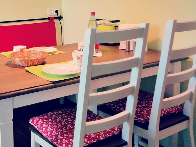 21/06/2018-6 Ways to Upgrade Your Kitchen Chairs